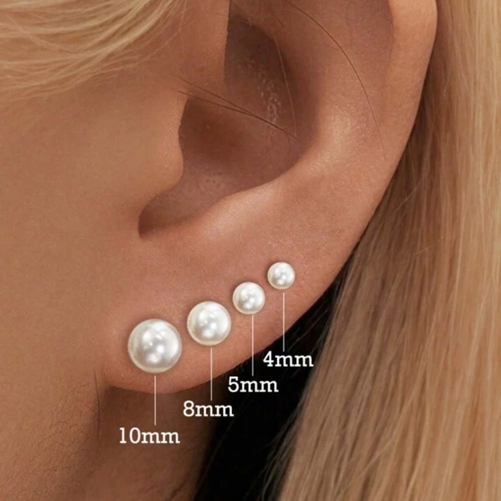 4 pairs of pearl earrings